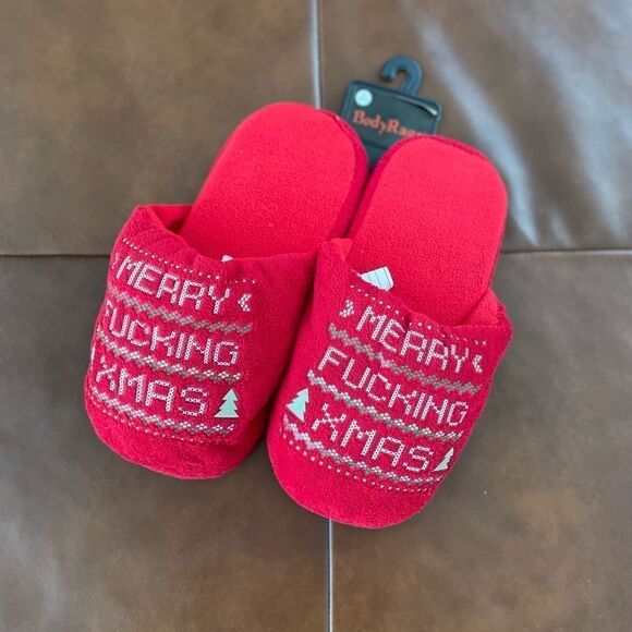 NEW Spencer’s Slippers Scuffs Merry F*cking Christmas L 9 10 - Picture 1 of 9